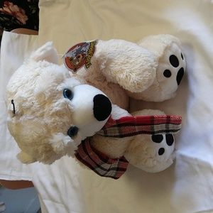 NWT. Chilly the polar bear 16 in from Teddy mountain.